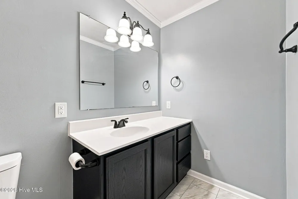 120 Woodbridge Court Jacksonville, NC 28540