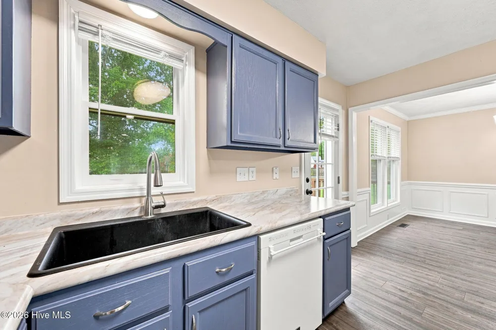 120 Woodbridge Court Jacksonville, NC 28540