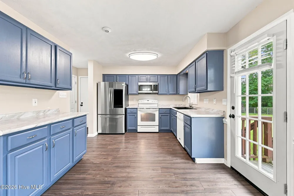 120 Woodbridge Court Jacksonville, NC 28540