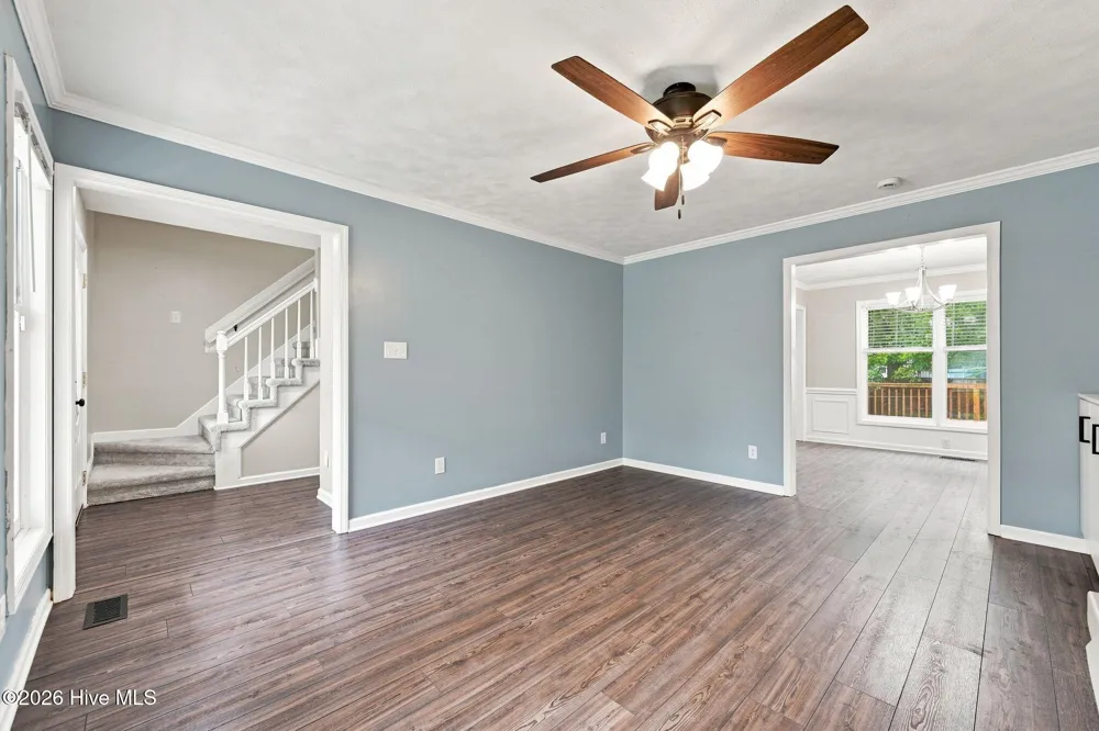 120 Woodbridge Court Jacksonville, NC 28540