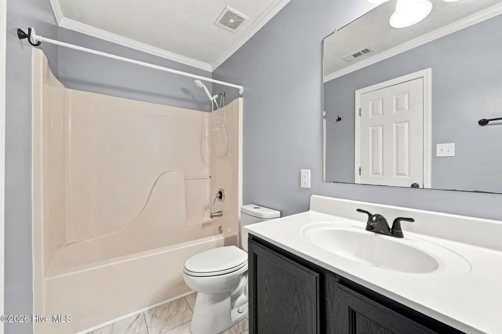 120 Woodbridge Court Jacksonville, NC 28540