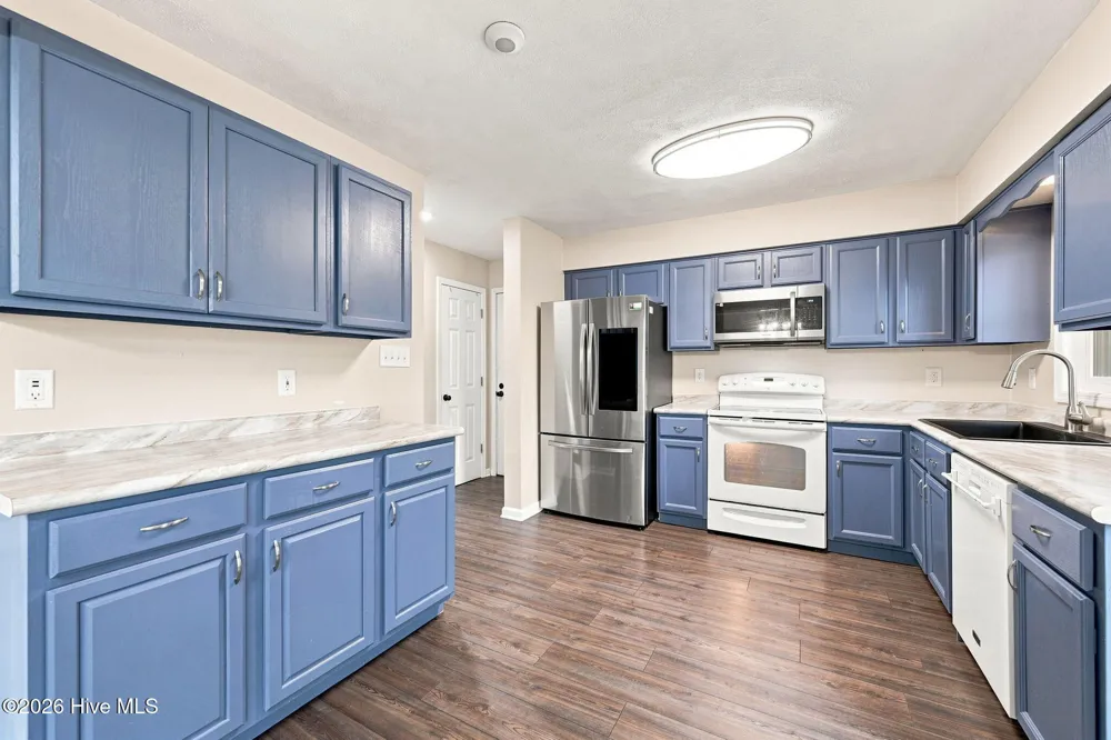 120 Woodbridge Court Jacksonville, NC 28540