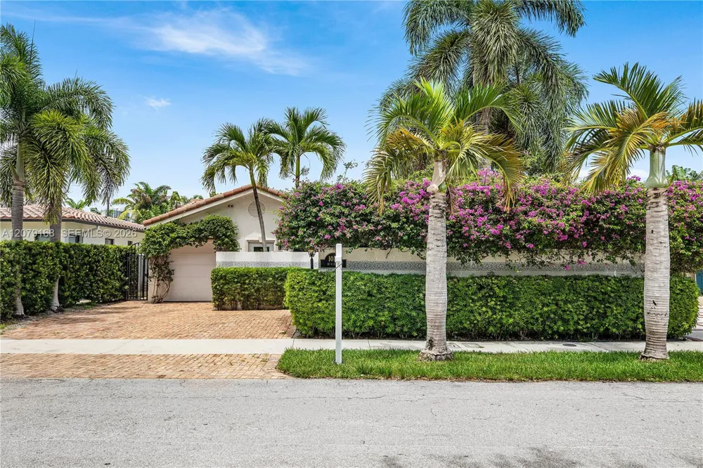 1015 SE 11th Ct Fort Lauderdale, FL 33316