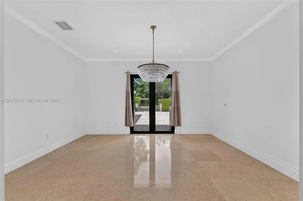 7641 SW 59th Ct South Miami, FL 33143