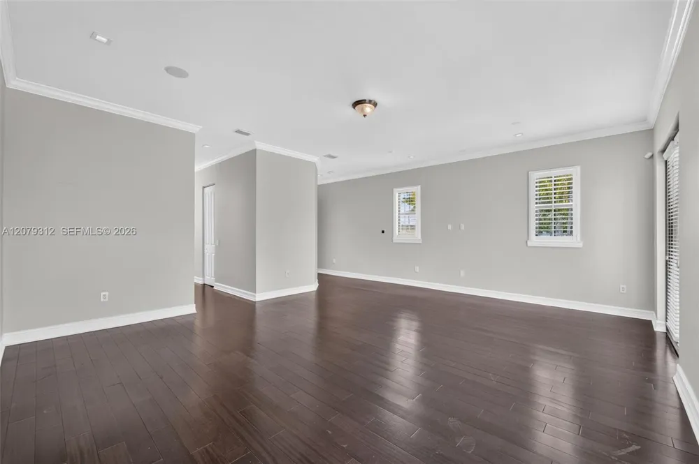 7641 SW 59th Ct South Miami, FL 33143
