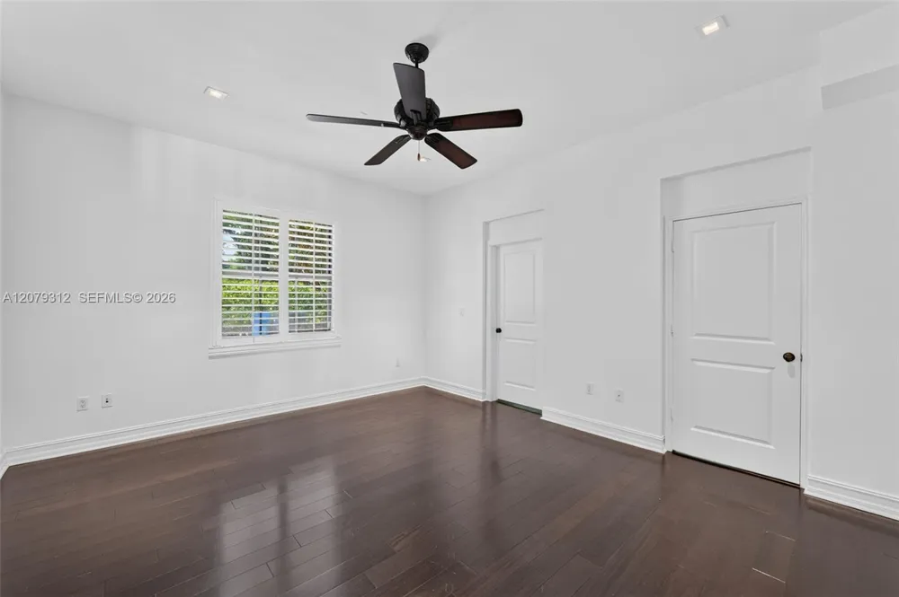 7641 SW 59th Ct South Miami, FL 33143