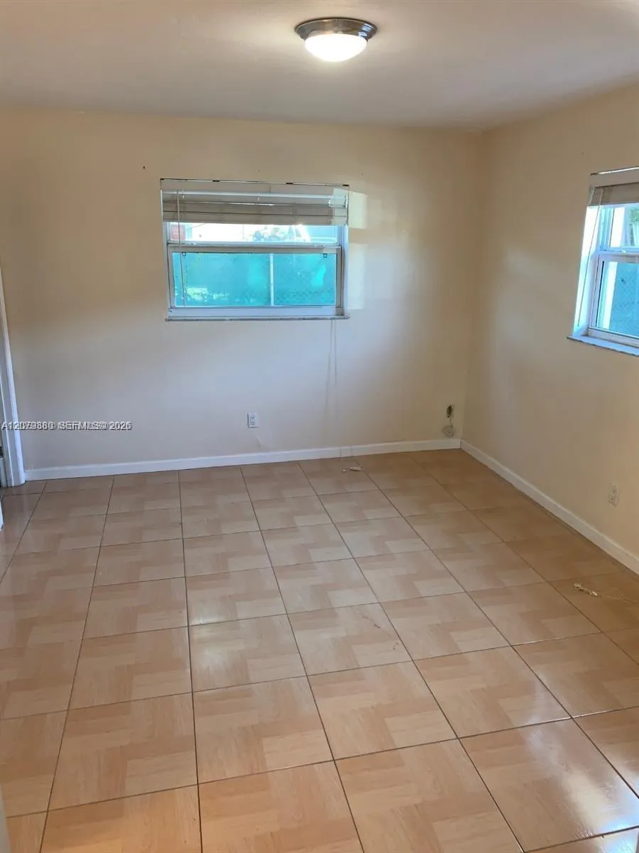 4524 SW 54th St #502-W Dania Beach, FL 33314