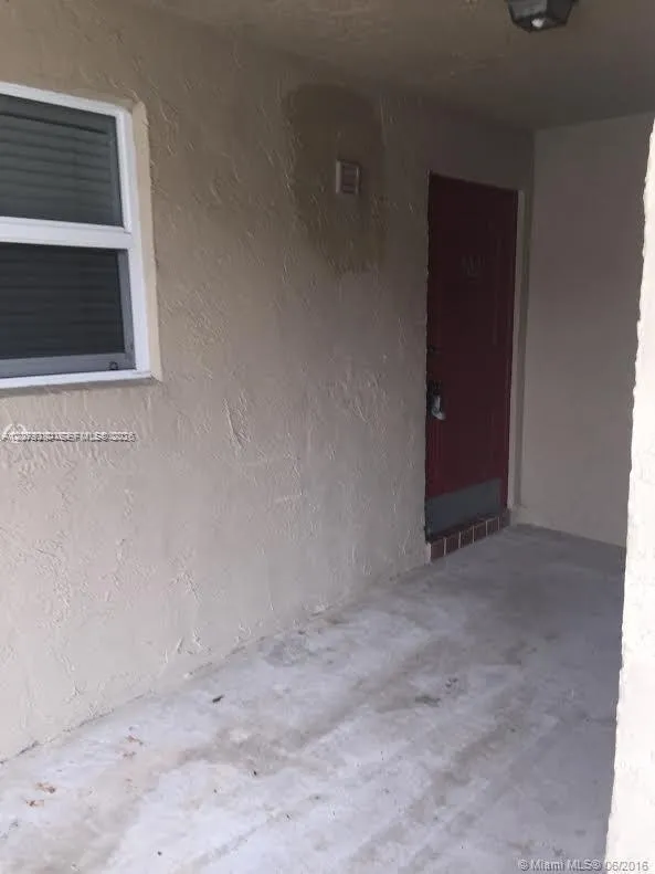 4524 SW 54th St #502-W Dania Beach, FL 33314