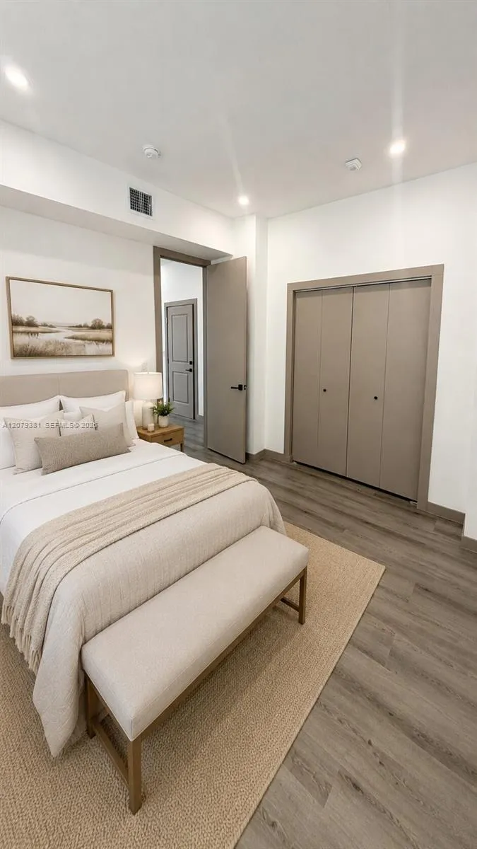 768 NW 2nd St #2 Miami, FL 33128