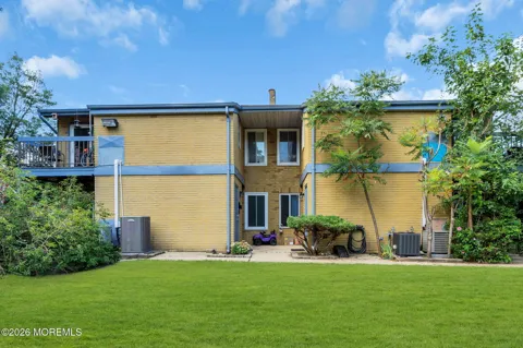 4 Newport Court