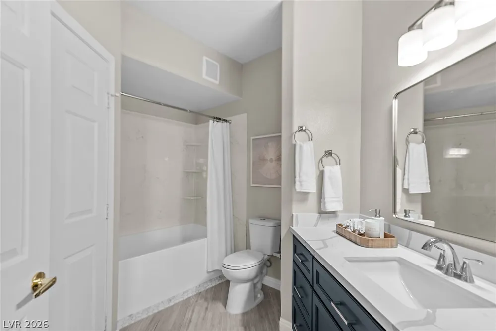 7147 S Durango Drive #105 Las Vegas, NV 89113