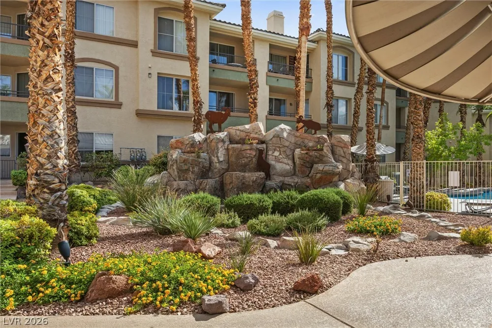 7147 S Durango Drive #105 Las Vegas, NV 89113