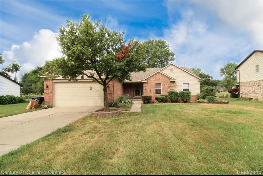 14777 Cavell Street Livonia City, MI 48154