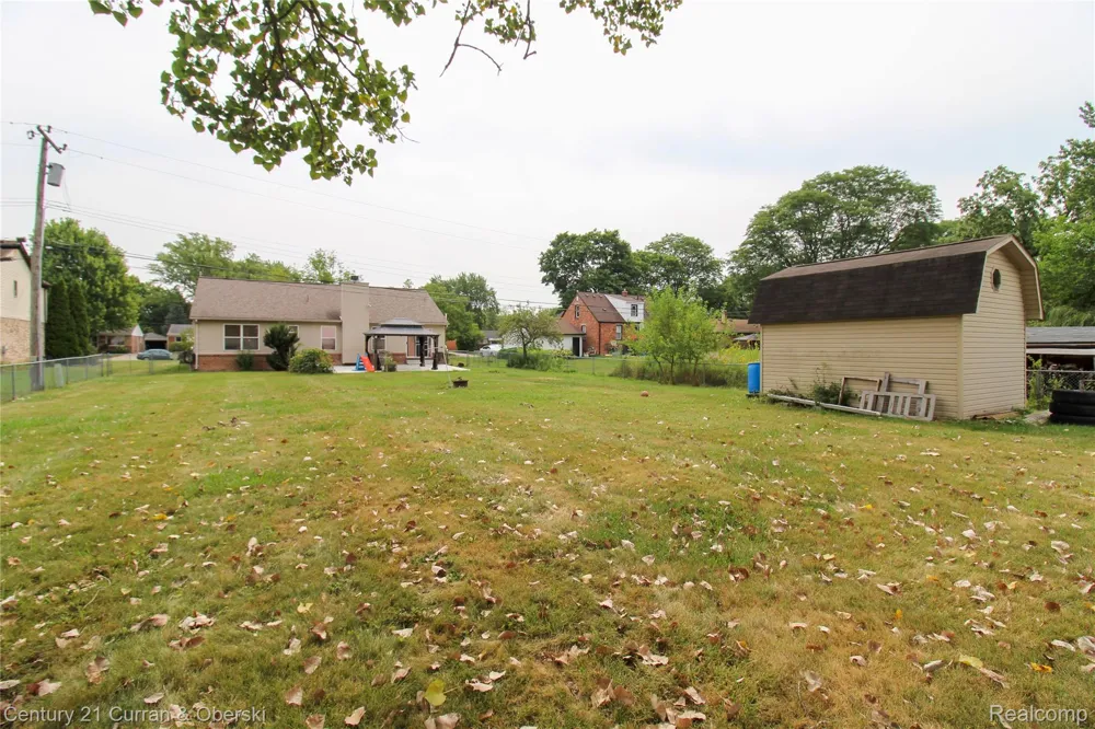 14777 Cavell Street Livonia City, MI 48154