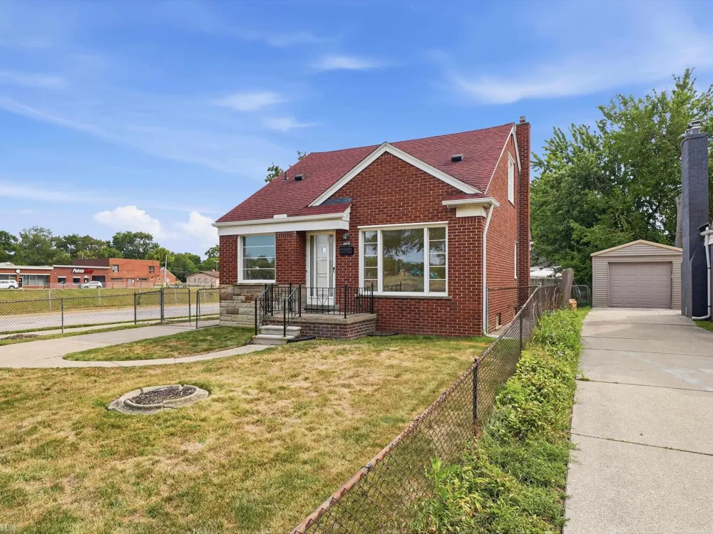20712 Lancaster Street Harper Woods City, MI 48225