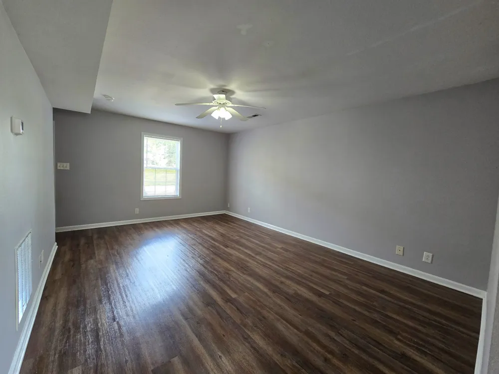 252 Executive Ave #1A Clarksville, TN 37042
