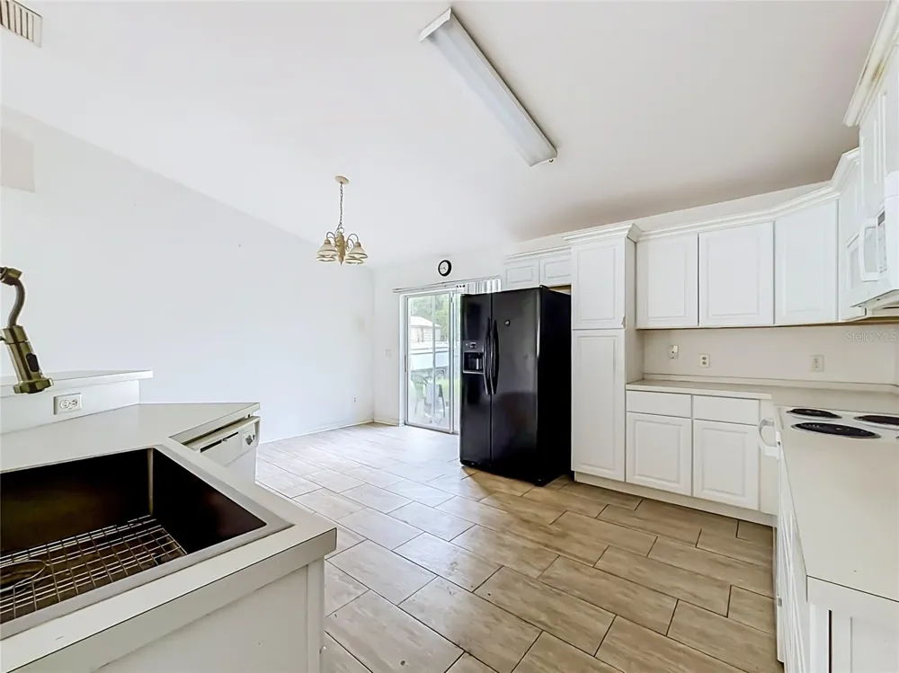 215 OAK CIRCLE ocala, FL 34472