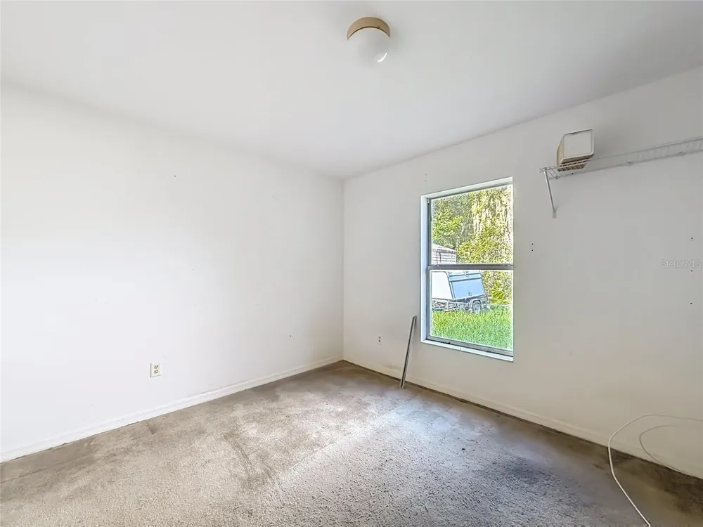 215 OAK CIRCLE ocala, FL 34472