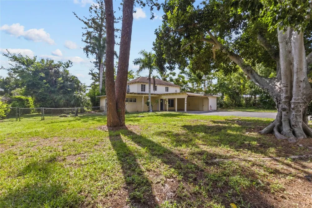 103 40TH STREET COURT NW Bradenton, FL 34209