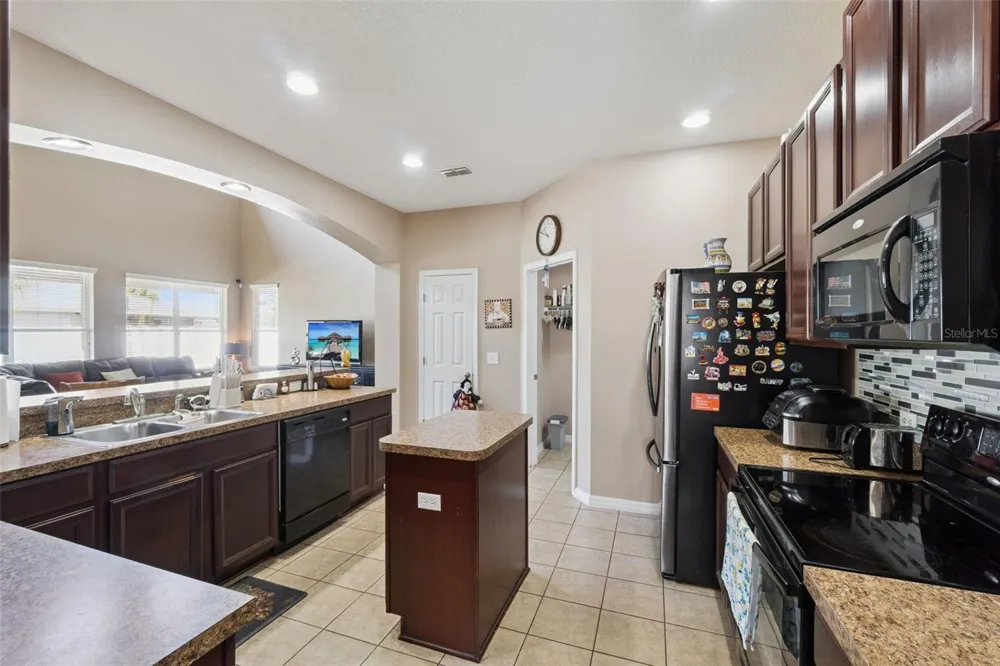 351 MICHIGAN ESTATES CIRCLE St Cloud, FL 34769
