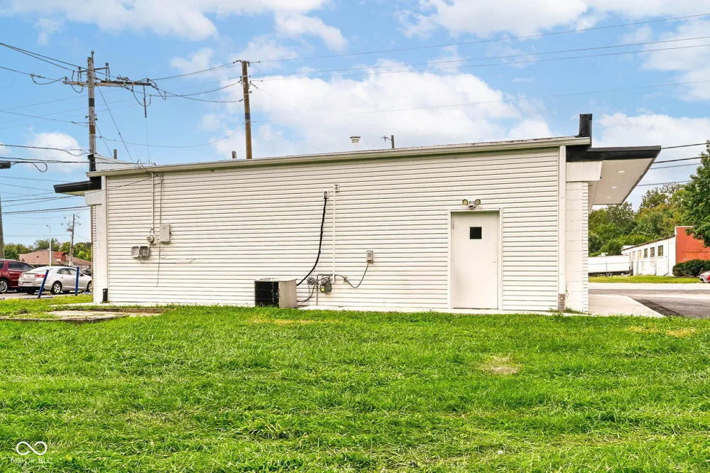 3455 Shelby Street Indianapolis, IN 46227