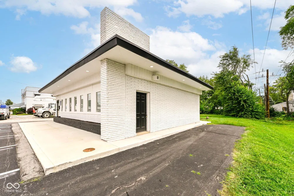 3455 Shelby Street Indianapolis, IN 46227