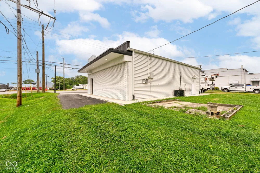 3455 Shelby Street Indianapolis, IN 46227