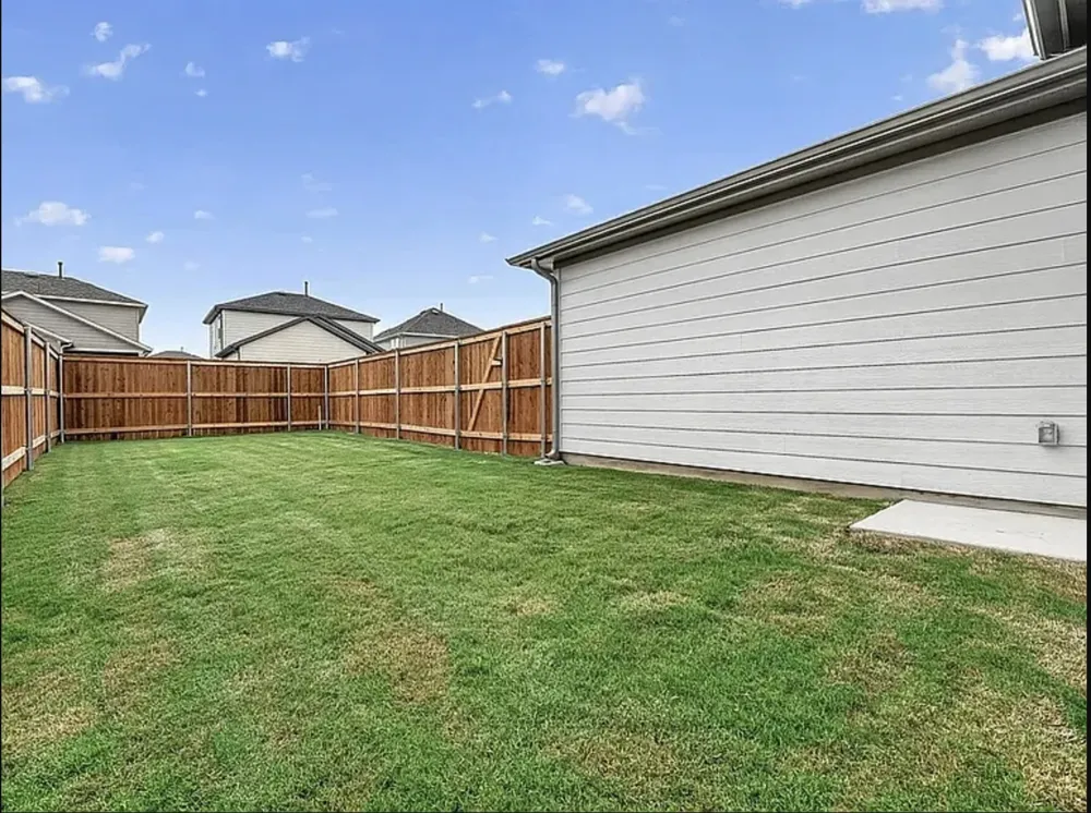203 Betsy Road Hutto, TX 78634