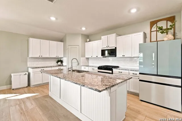 3892 Copper Bulverde, TX 78163