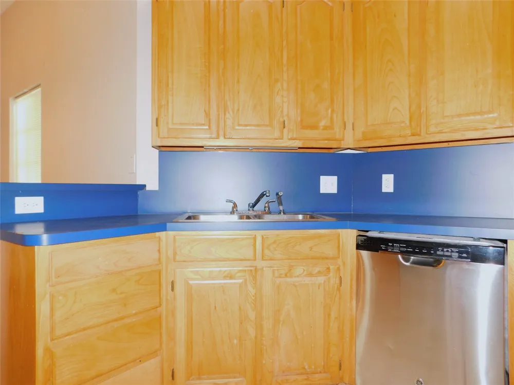 2025 Duck Creek Road Sanger, TX 76266