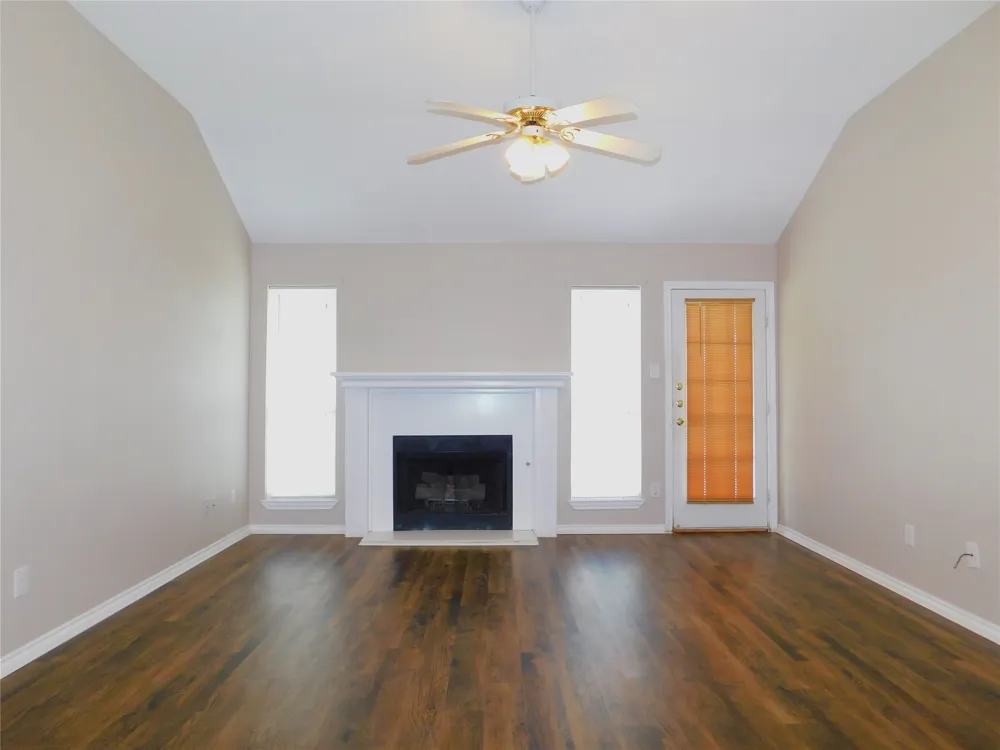 2025 Duck Creek Road Sanger, TX 76266