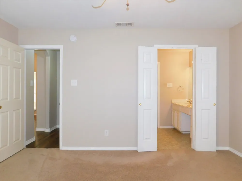 2025 Duck Creek Road Sanger, TX 76266