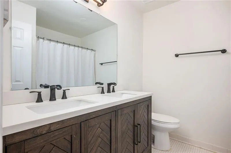 1470 Leafmore Place Decatur, GA 30033