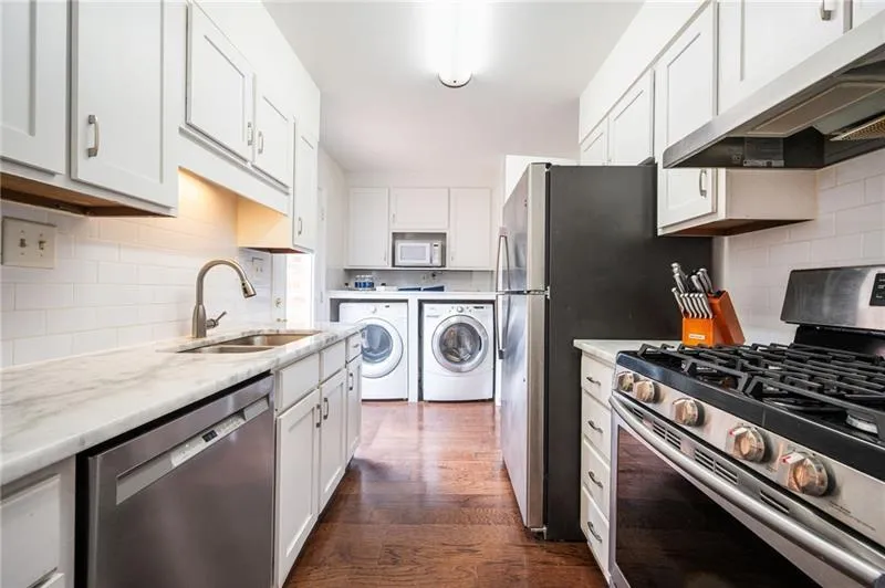 1470 Leafmore Place Decatur, GA 30033