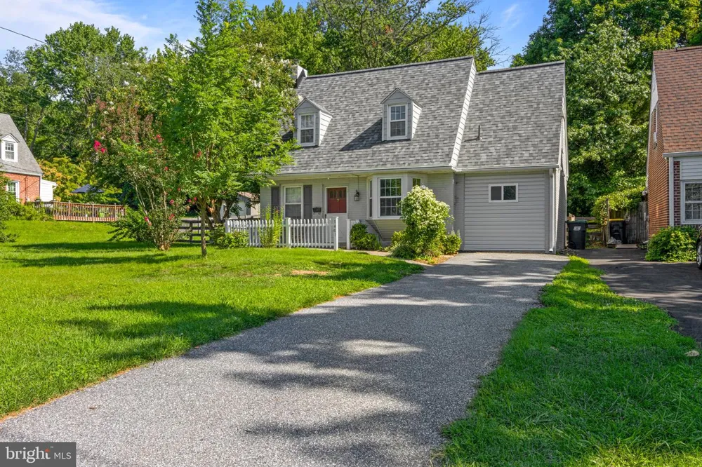 1401 LORE AVENUE Wilmington, DE 19809