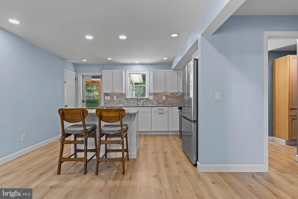1401 LORE AVENUE Wilmington, DE 19809