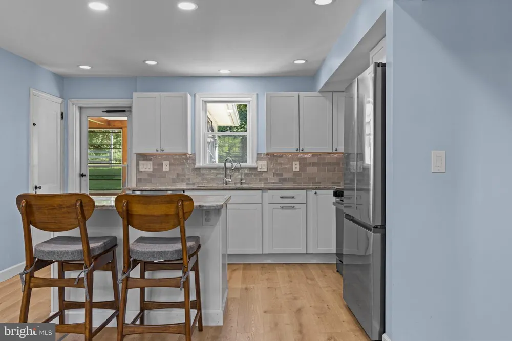 1401 LORE AVENUE Wilmington, DE 19809