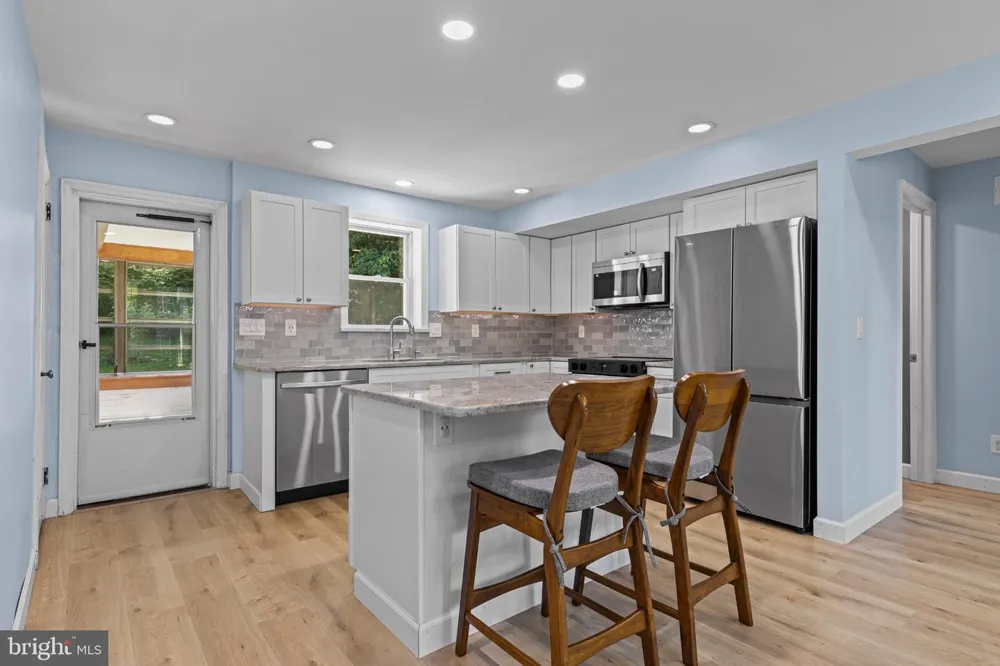 1401 LORE AVENUE Wilmington, DE 19809