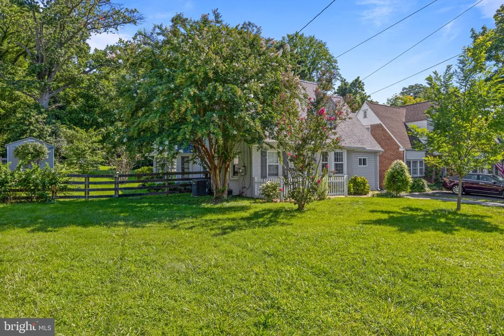 1401 LORE AVENUE Wilmington, DE 19809
