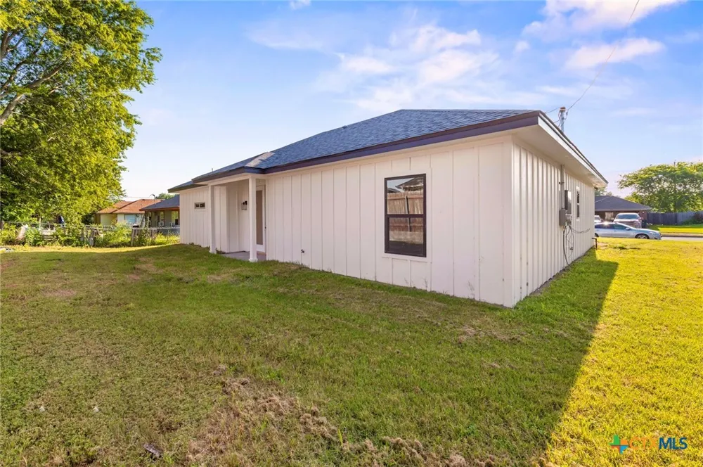 2502 Cross Timber Drive Killeen, TX 76543