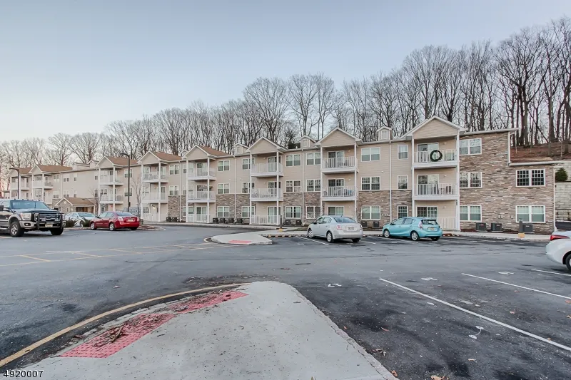 2889 State Route 10 #1208 Unit 1208 Parsippany-Troy Hills, NJ 07950