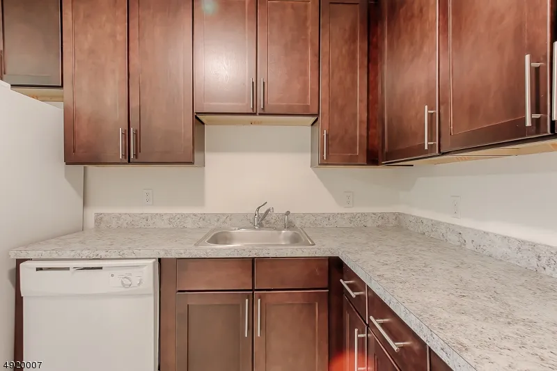 2889 State Route 10 #1208 Unit 1208 Parsippany-Troy Hills, NJ 07950