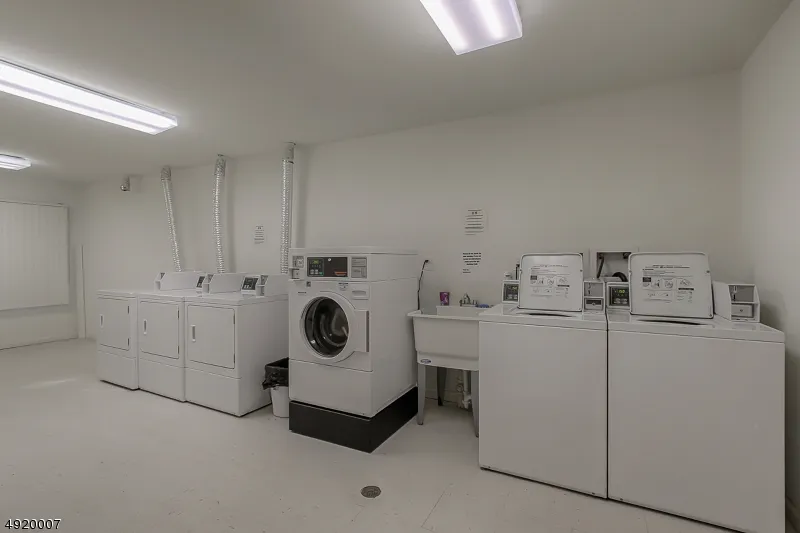 2889 State Route 10 #1208 Unit 1208 Parsippany-Troy Hills, NJ 07950