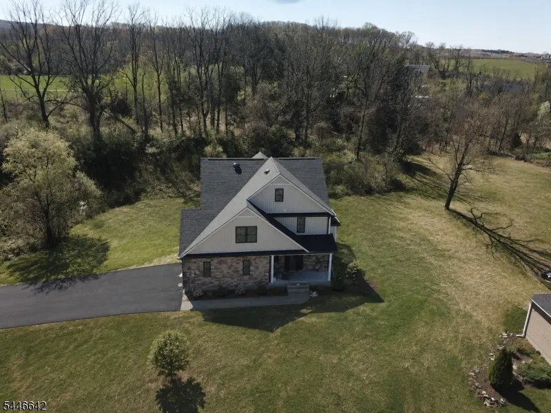 5 Emerald Dr Hardyston, NJ 07419