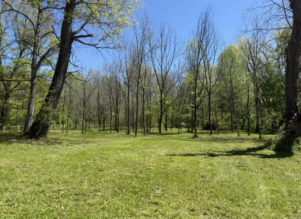 8040 W Martin Road Three Oaks, MI 49128