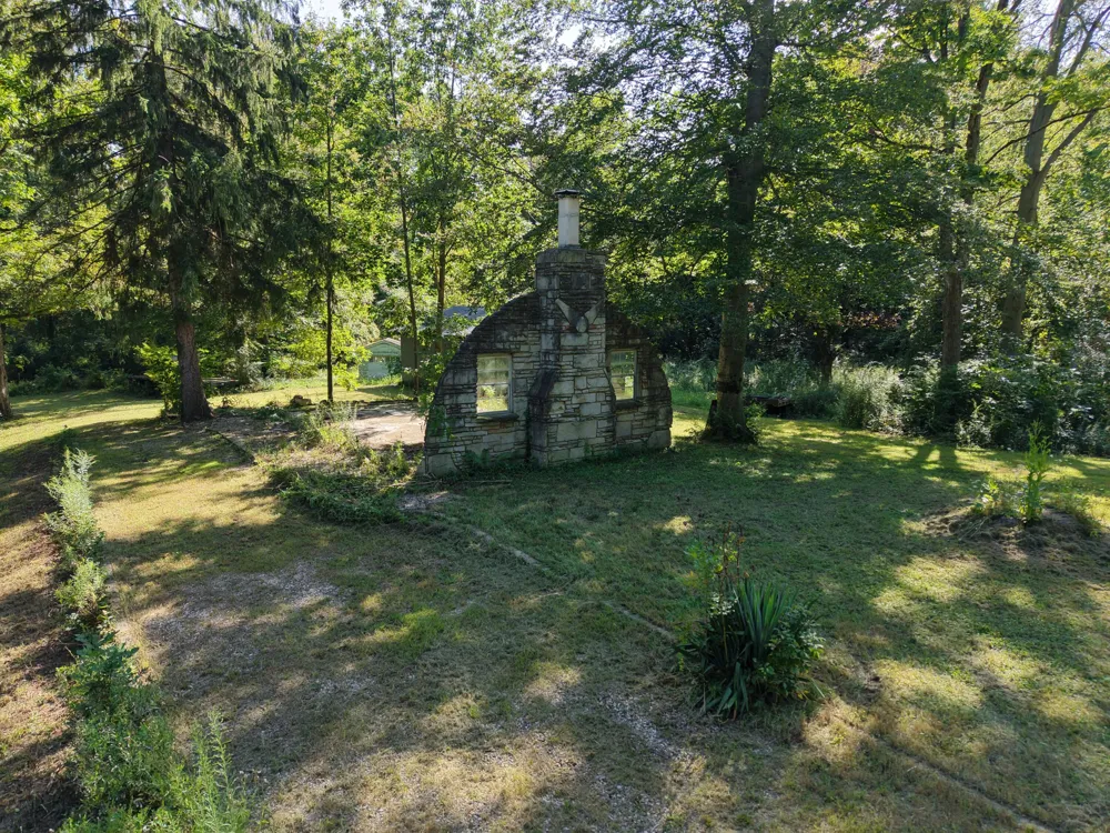 8040 W Martin Road Three Oaks, MI 49128