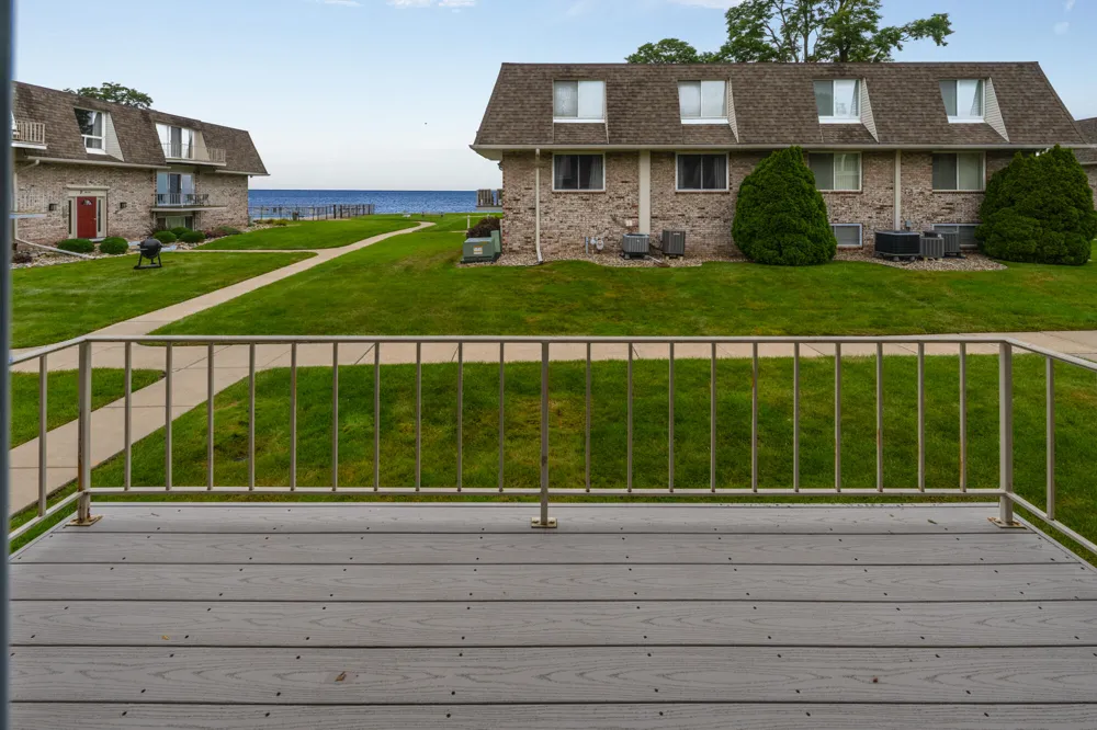 3618 Lakeshore Drive #8 St. Joseph, MI 49085