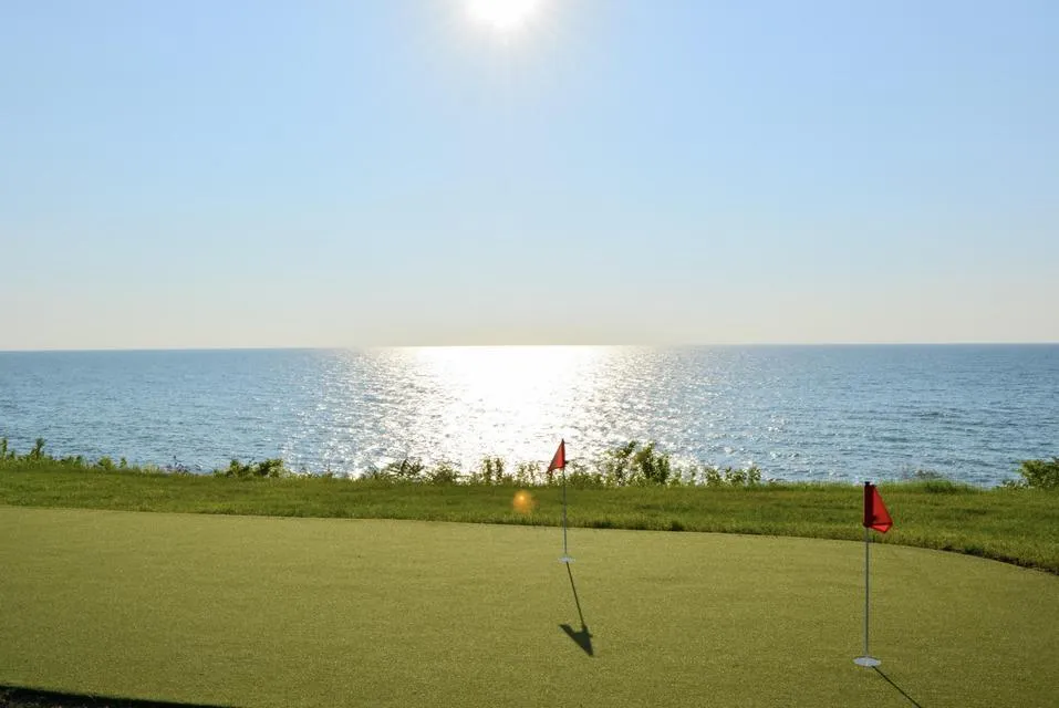 3618 Lakeshore Drive #8 St. Joseph, MI 49085