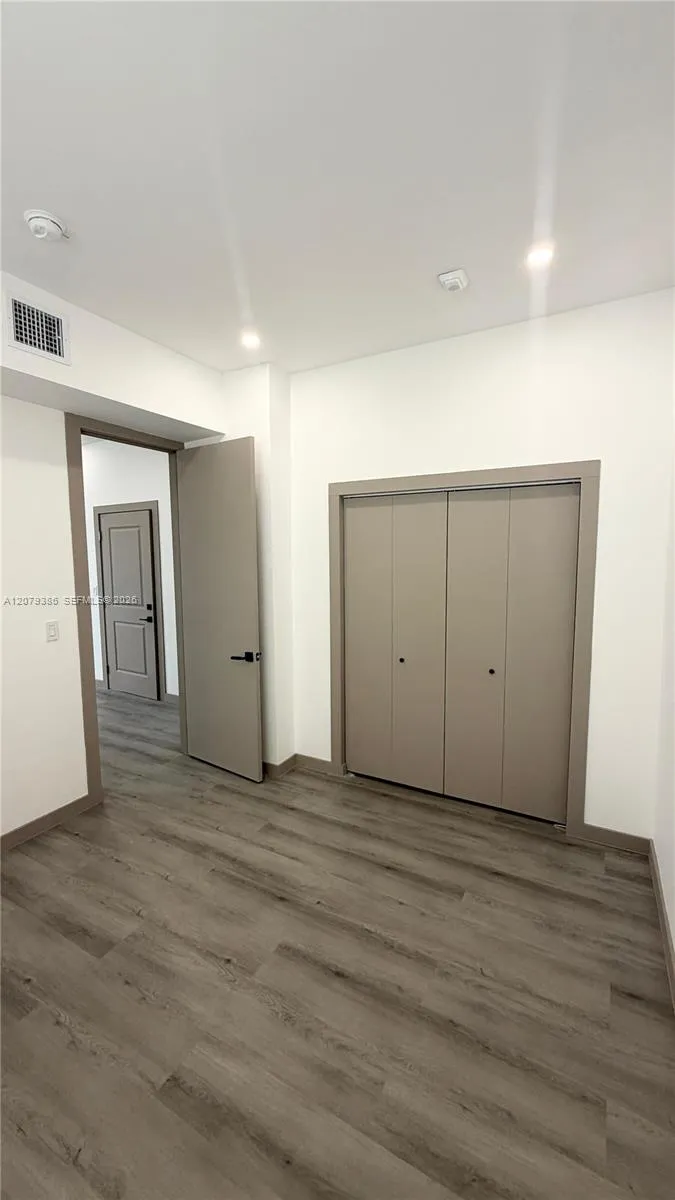768 NW 2nd St #5 Miami, FL 33128