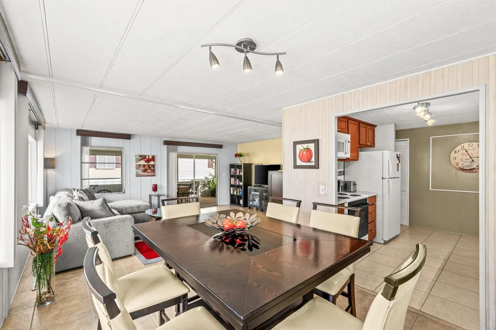 8350 E Club Road Boca Raton, FL 33433
